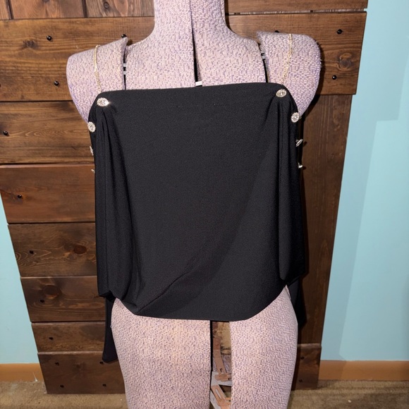 Marciano by Guess Elegant Black Off-Shoulder Top - Picture 3 of 4